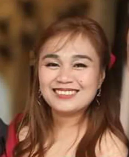 Robilyn T. — Mid-Level Communication Manager from Philippines