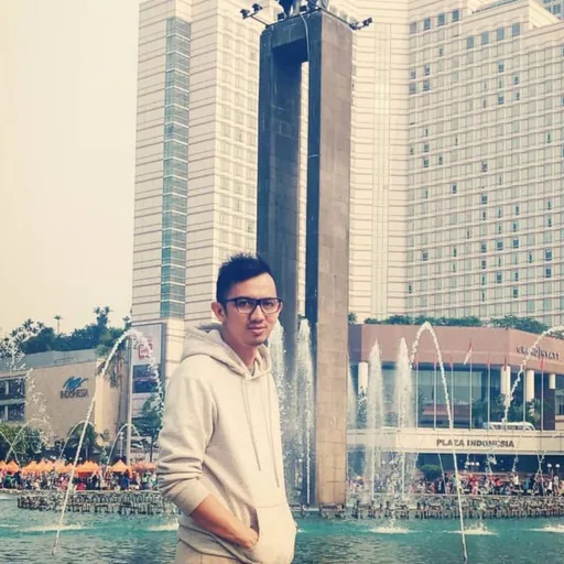 Akhmad A. — Senior Process Supervisor - Customer Service from Indonesia