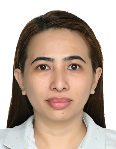 Criscell D. — Mid-Level Sales and Customer Service Specialist from Philippines