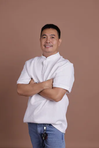Garry R. — Senior Web Developer from Philippines