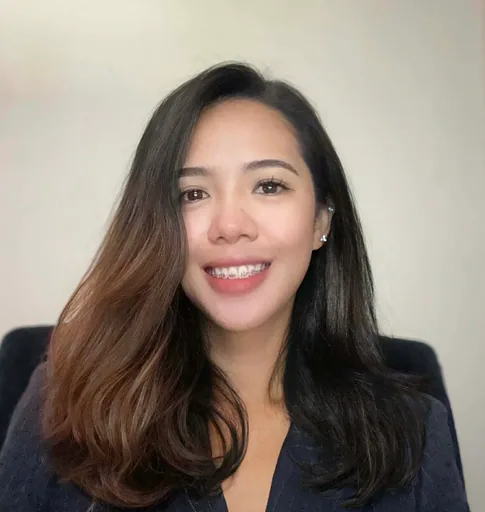 Saree M. — Junior CRM Executive from Philippines
