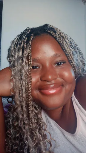 Usanelisile profile photo