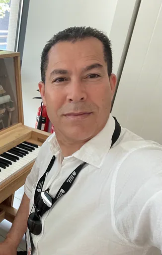 Mohamed O. — Senior Research Scientist in Computer Vision and Machine Learning from United Kingdom