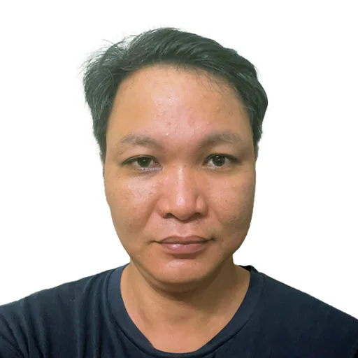 Marc A. — Senior Graphic Design Project Manager from Philippines