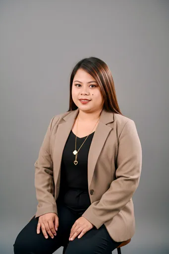 Lie-yen R. — Mid-Level Accounting AR/AP Specialist from Philippines