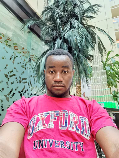 Lionel M. — Senior Blockchain & Full-Stack Engineer from South Africa