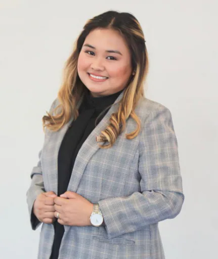 Elvina C. profile photo