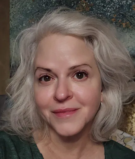 Ruth M. — Senior Healthcare IT Project Manager from United States