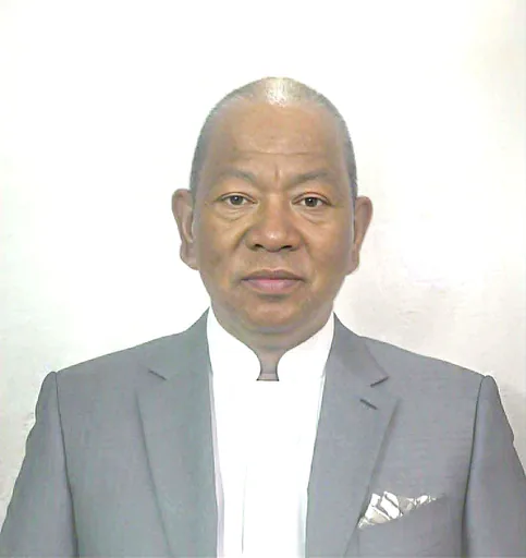 Paolo A. — Senior Banking Operations Officer from Philippines