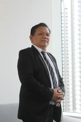 Chris E. — Senior BIM Architect from Philippines