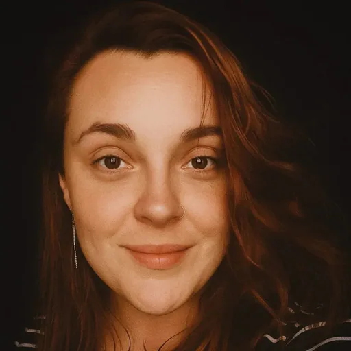 ALINE P. profile photo