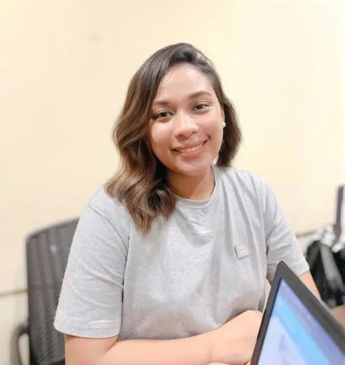Jenny B. profile photo