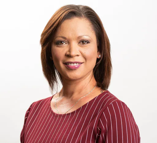 Candice R. — Senior Renewable Energy Contracts Manager from South Africa