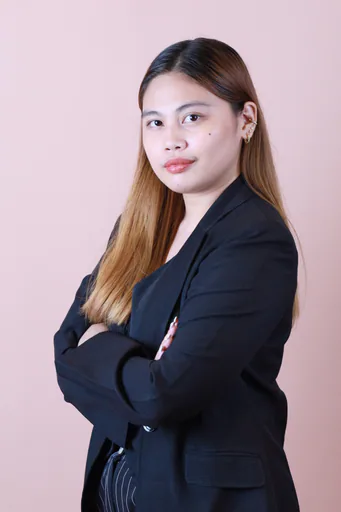 Alianha N. — Mid-Level Multimedia Production Specialist from Philippines