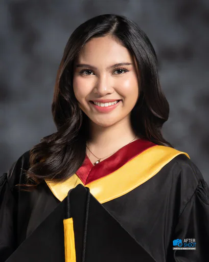 Nina M. profile photo