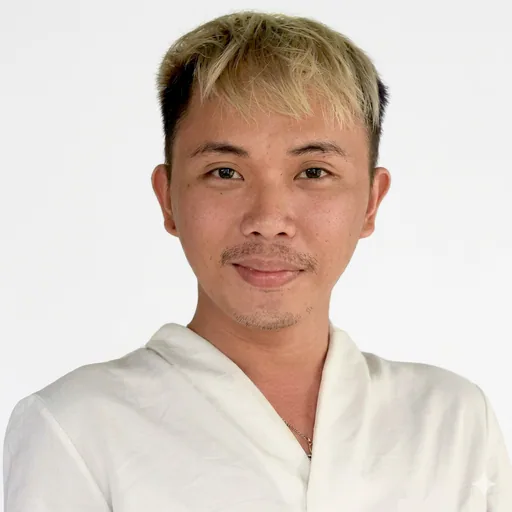 Mark L. — Mid-Level Virtual Assistant from Philippines