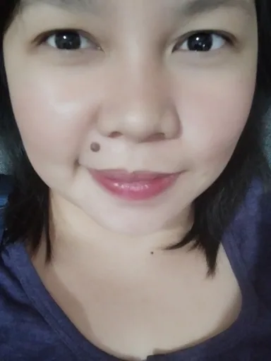 Jean G. — Mid-Level Bookkeeper and Administrative Assistant from Philippines
