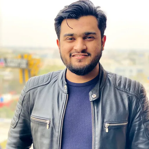 Ahmad S. — Senior Shopify E-Commerce Manager from Pakistan