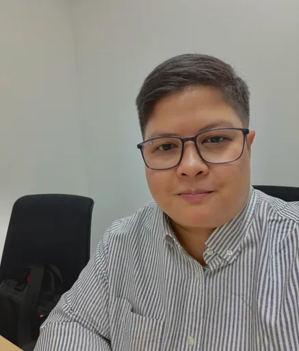 Ian C. — Senior Operations Manager from Philippines