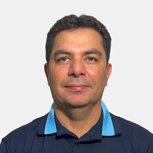 Leonardo S. — Senior Construction Project Manager from Brazil