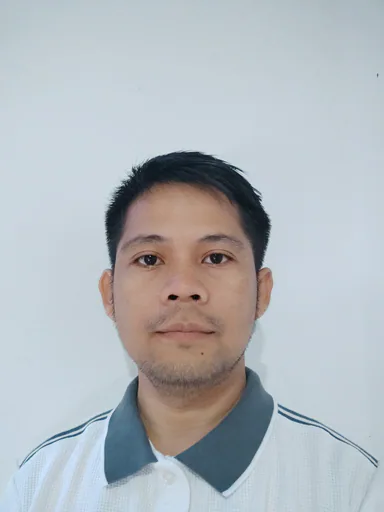 cristopher T. — Mid-Level Construction Project Engineer from Philippines