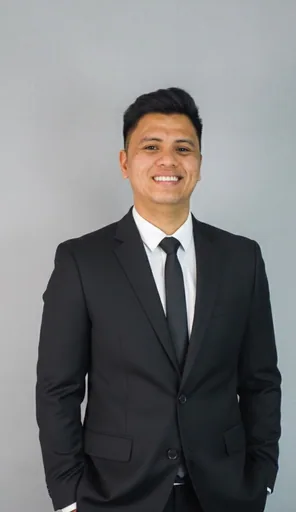 Angelo M. — Mid-Level HR Specialist from Philippines