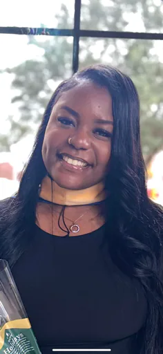 Nyiah W. — Mid-Level Records Management Specialist from United States