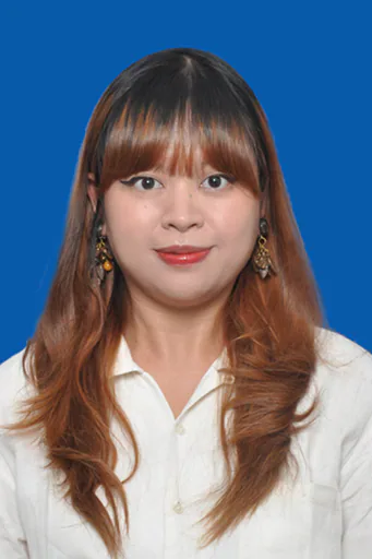 Nadhifa A. — Mid-Level Digital Content Specialist from Indonesia