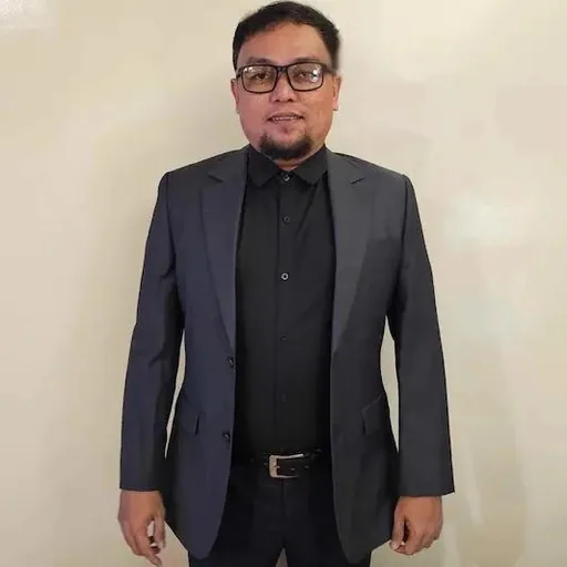 Julius L. profile photo