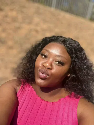 Valencia T. profile photo