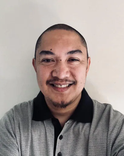 Rey F. profile photo