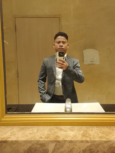 Arnulfo R. profile photo