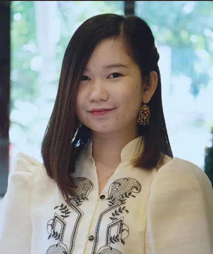 Aubrey L. — Mid-Level Social Media Coordinator from Philippines
