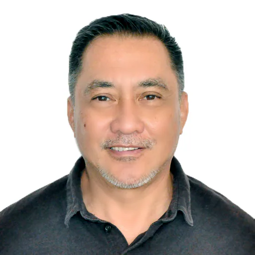 Gilbert M. — Senior Environmental Management Consultant from Philippines