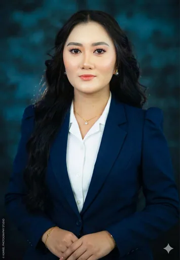 Photo of Elen J.