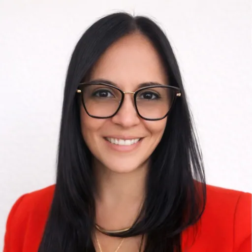 Constanza C. — Senior Financial Operations Specialist from Chile