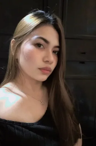 MARICRIS C. profile photo