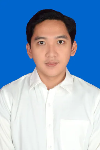 Wahyu A. — Mid-Level Data Management Project Administrator from Indonesia