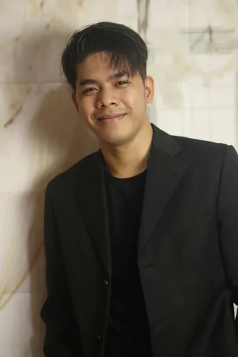 Vermark C. — Mid-Level Sales and Customer Engagement Specialist from Philippines