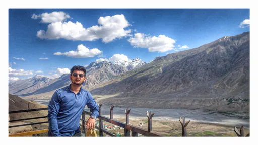 KARAN V. profile photo