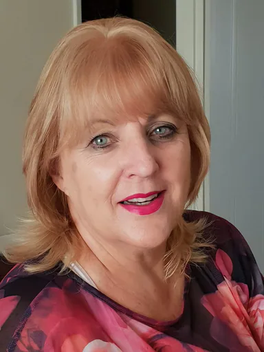 Christina W. profile photo