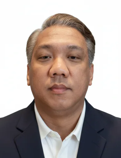 Loumel R. profile photo