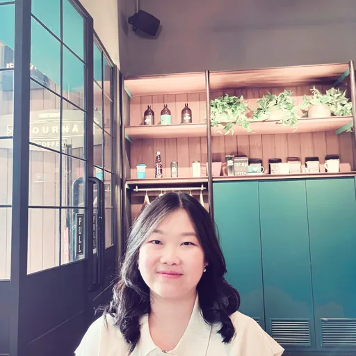 Mira M. profile photo