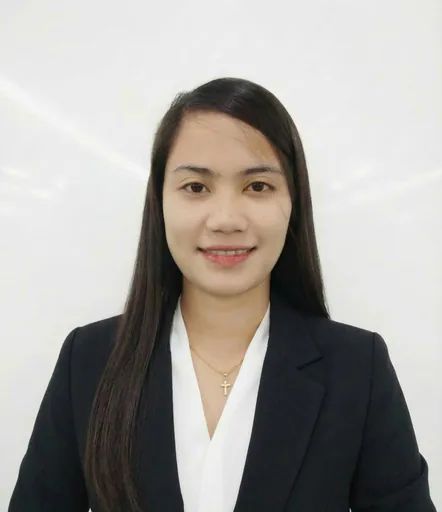 Claudine F. profile photo