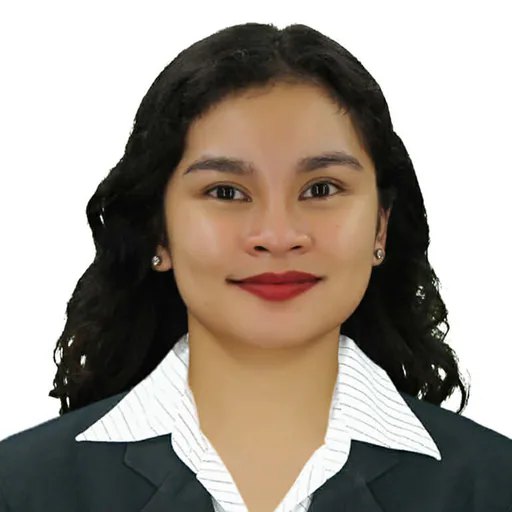 Anabelle D. — Senior Social Media Manager from Philippines