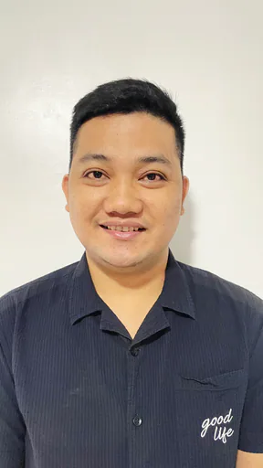 Jay-ar C. — Mid-Level IT Support Specialist from Philippines