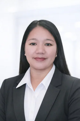 Yolly M. profile photo