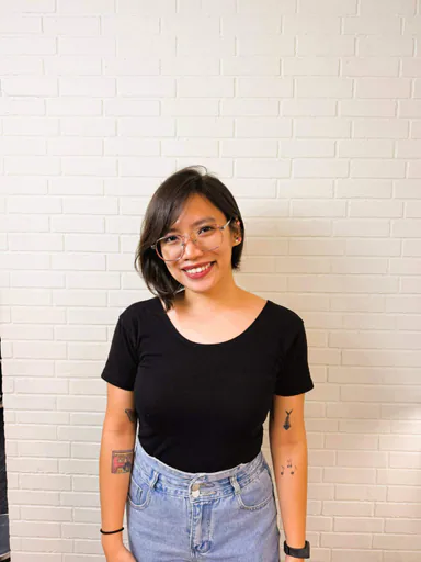 Katrina M. — Mid-Level Graphic Design Specialist from Philippines