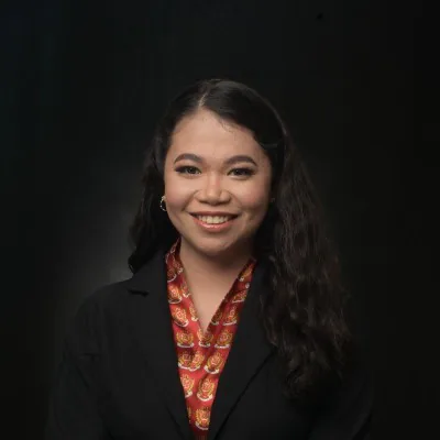Vivienne J. profile photo