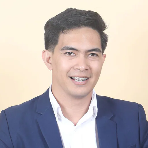 NORIEL J. — Mid-Level Digital Marketing Designer from Philippines
